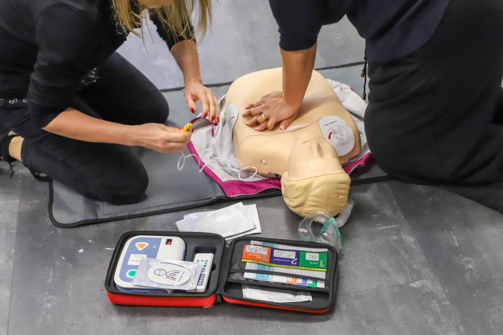 first aid course company safety cardiac massage basic life first aid course company safety cardiac massage basic life